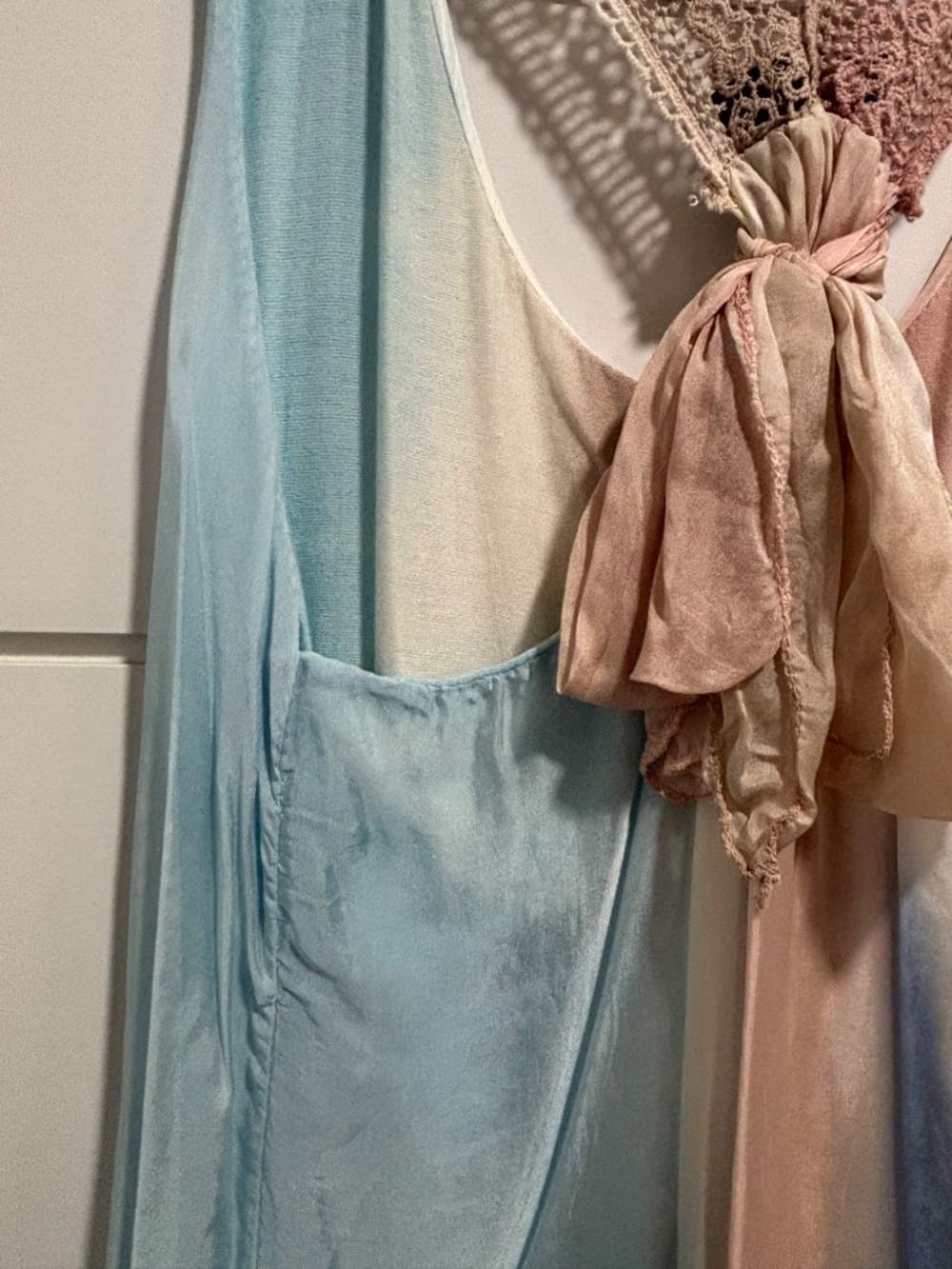M Made in Italy Gradient silk with crochet lace racerback tank blouse size small - Picture 6 of 15